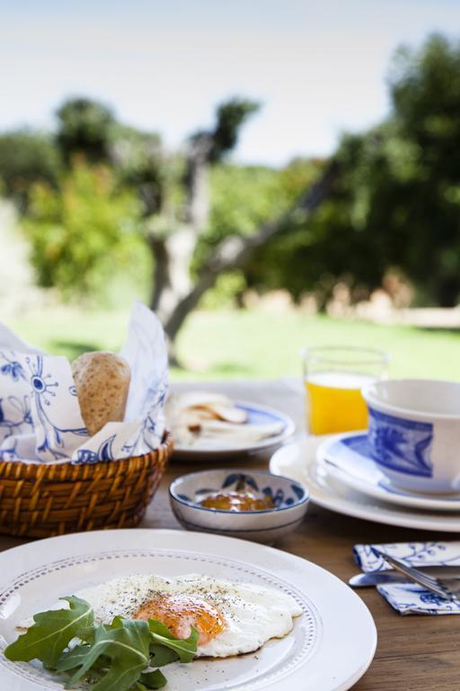 Quinta Rosa Amarela Bed and Breakfast Boliqueime Værelse billede